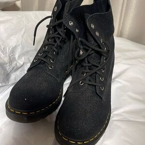 Sparkly Dr Martens black book, NWOT, size 9